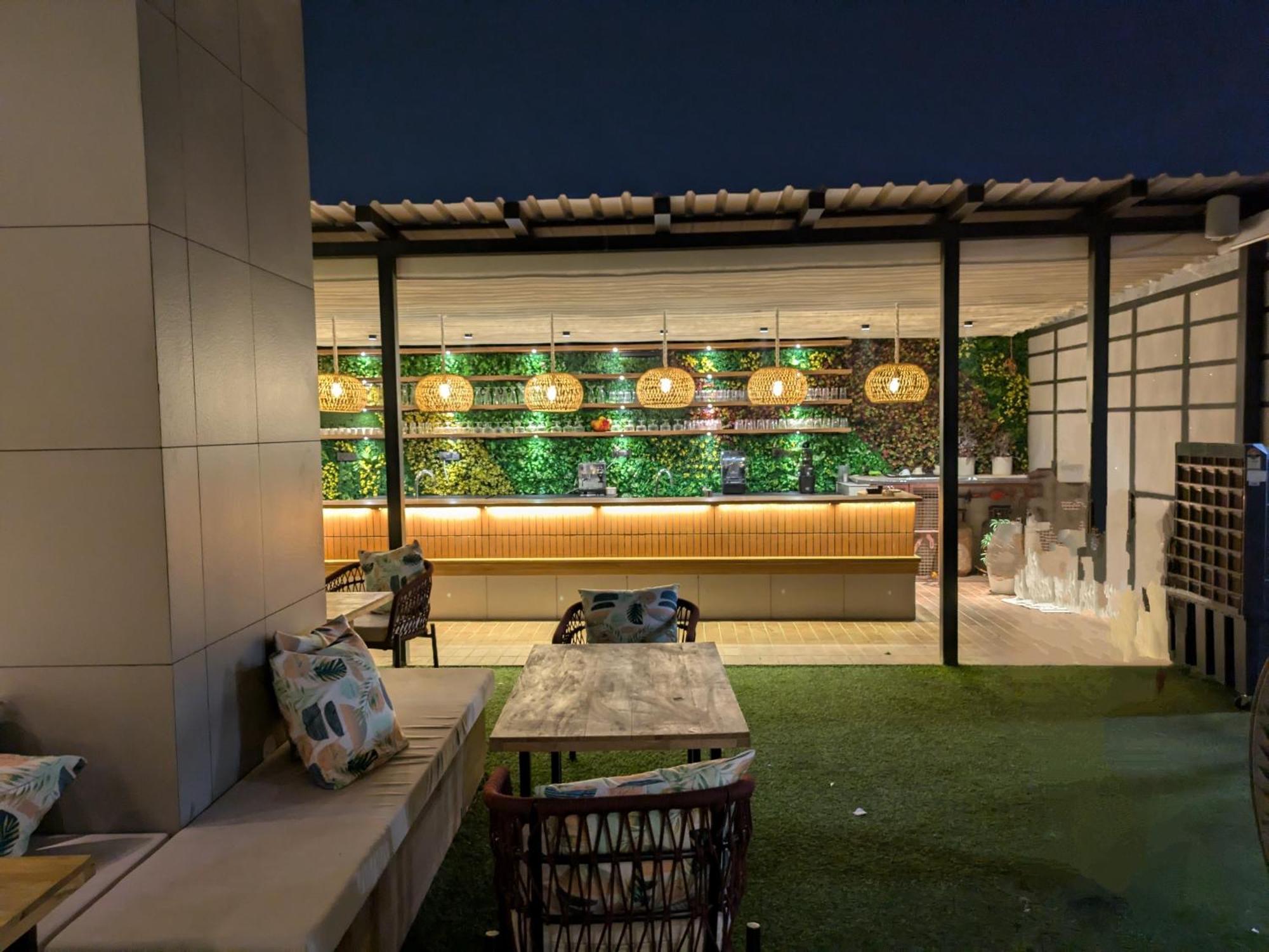 Stay Studio Hotel & Residences Gurgaon Esterno foto
