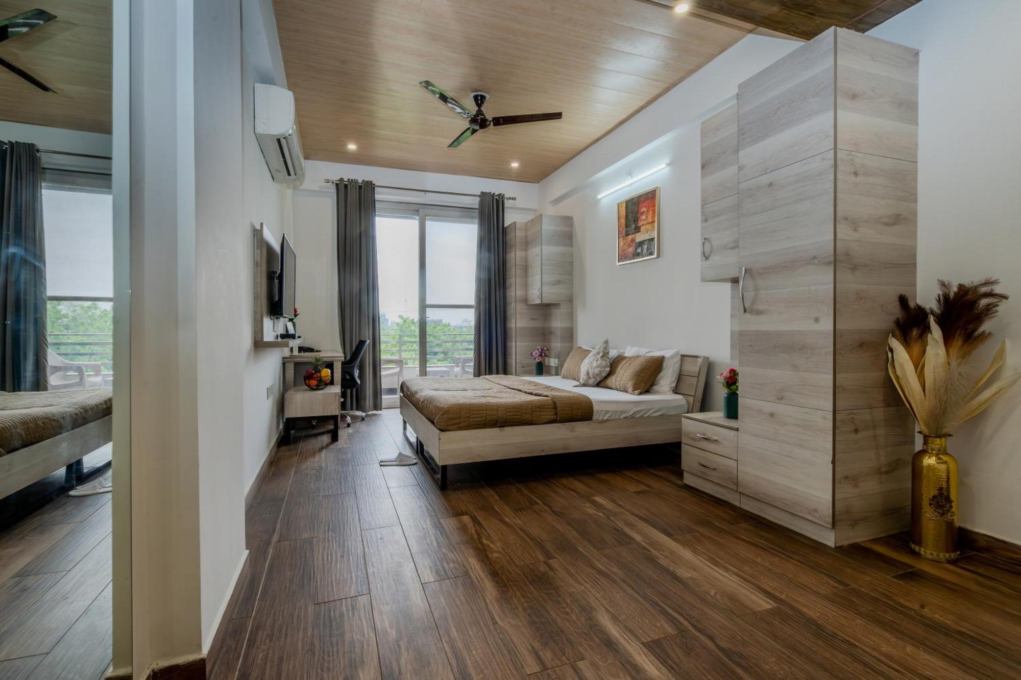 Stay Studio Hotel & Residences Gurgaon Esterno foto
