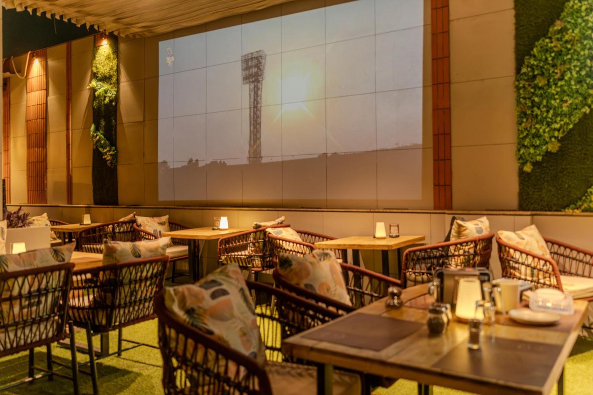 Stay Studio Hotel & Residences Gurgaon Esterno foto