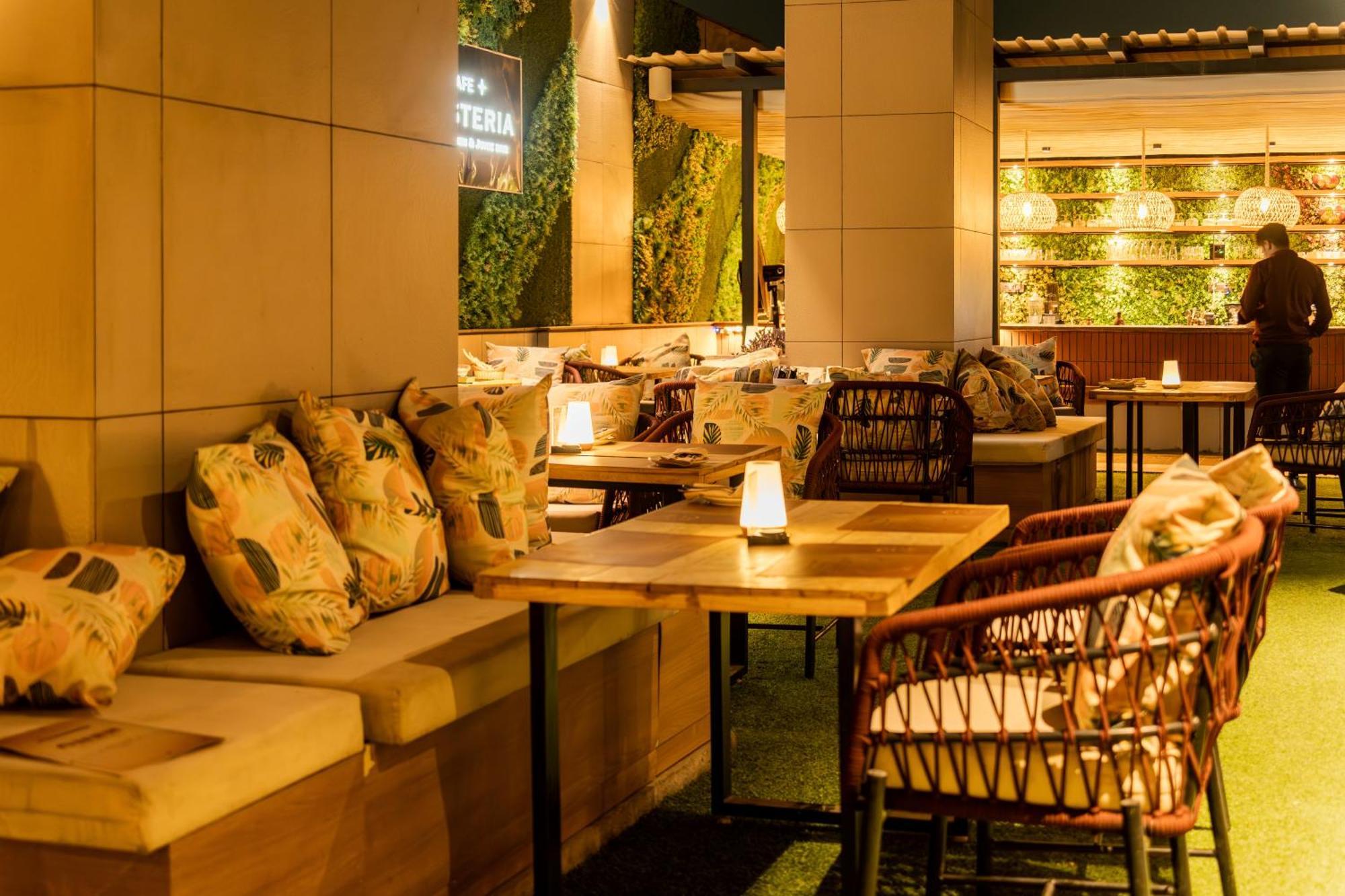 Stay Studio Hotel & Residences Gurgaon Esterno foto