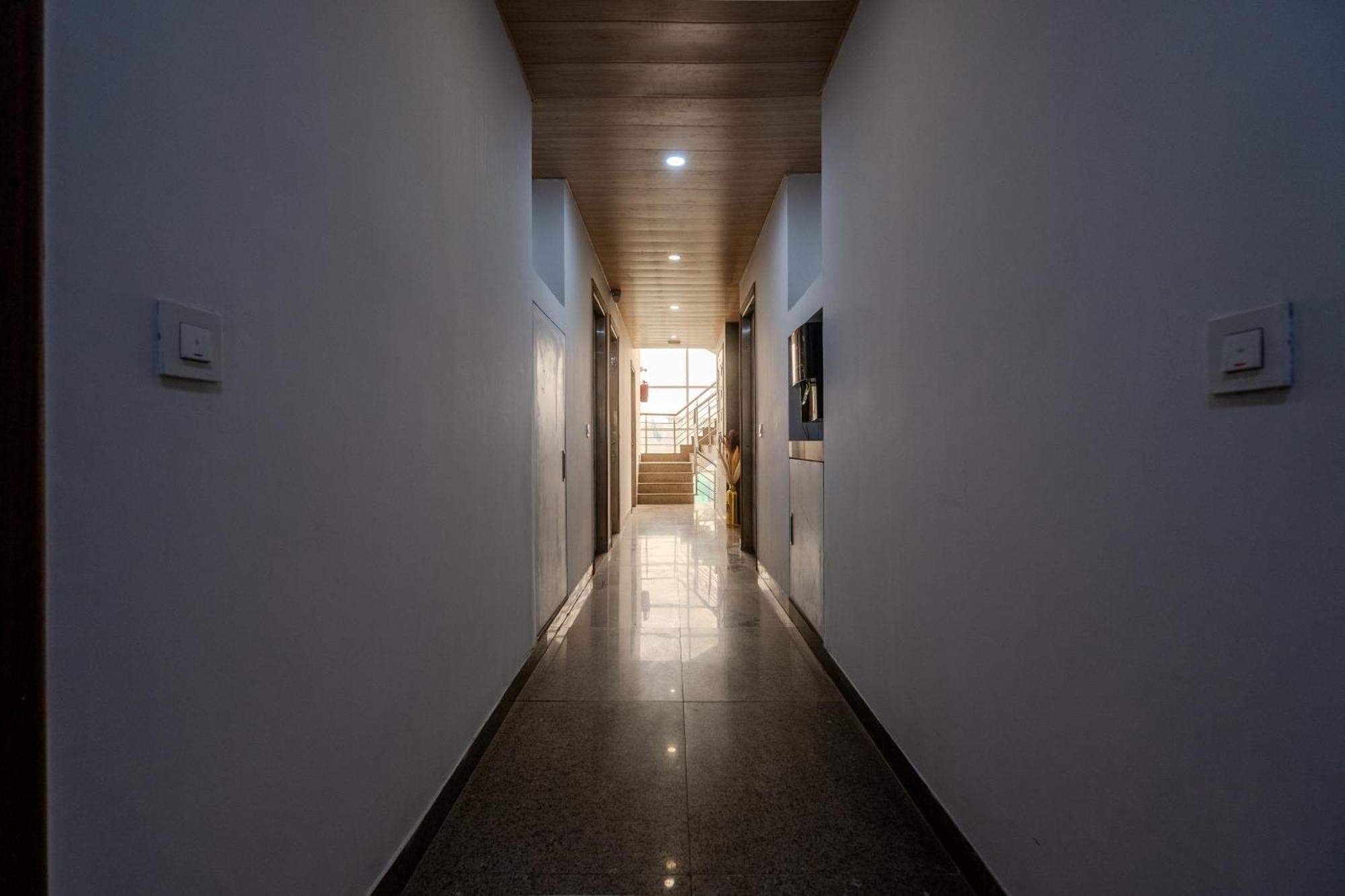 Stay Studio Hotel & Residences Gurgaon Esterno foto